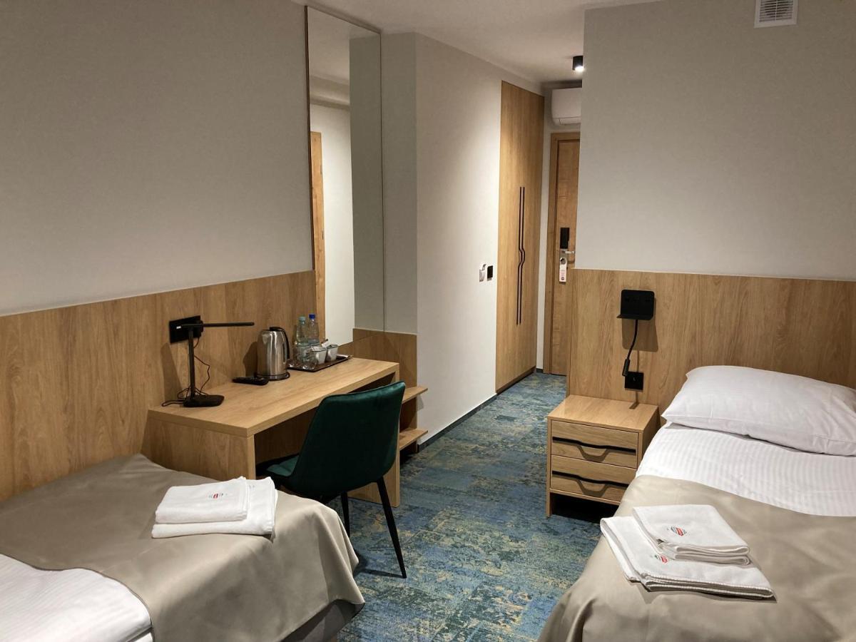 Hotel Gromada Łomża מראה חיצוני תמונה