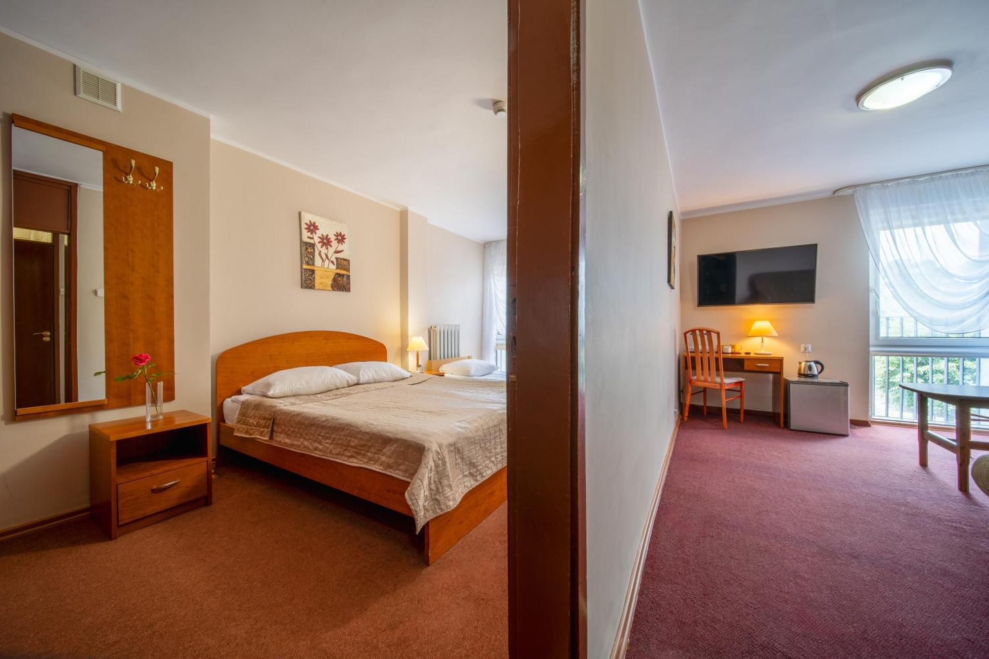 Hotel Gromada Łomża מראה חיצוני תמונה