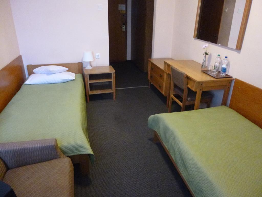 Hotel Gromada Łomża מראה חיצוני תמונה