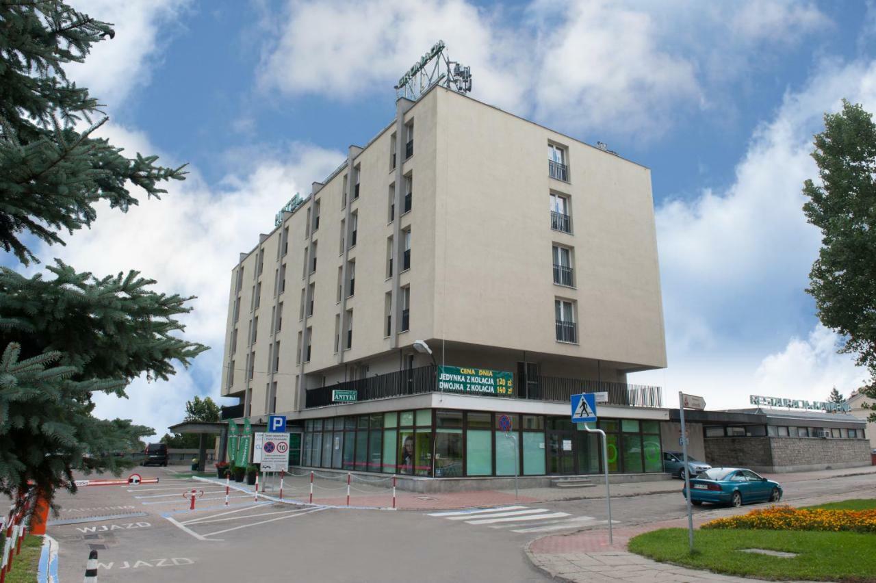 Hotel Gromada Łomża מראה חיצוני תמונה